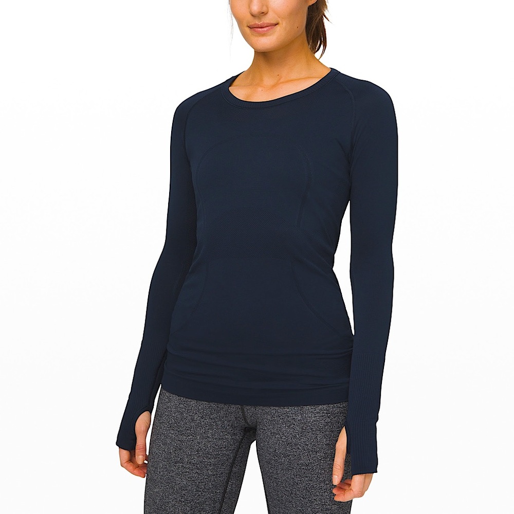 SWIFTLY TECH LONG SLEEVE CREW - NAVY - SIZE 8